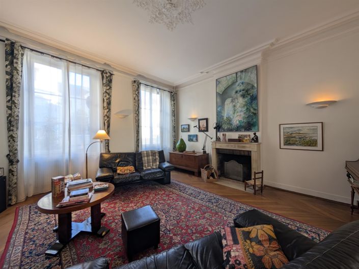 Image No.4-7 Bed House for sale