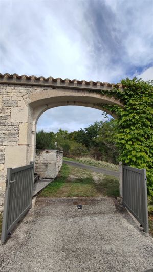 Image No.6-Maison de 8 chambres à vendre à Montaigu-de-Quercy