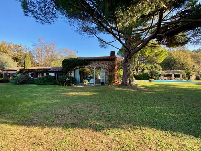 Image No.9-4 Bed House for sale