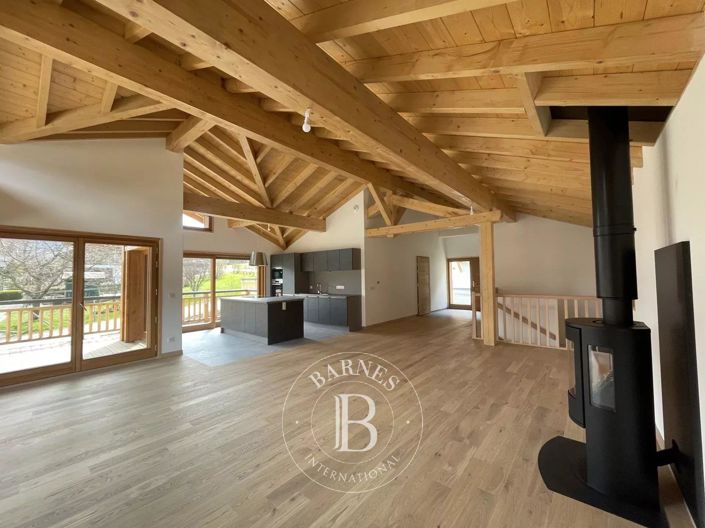 Image No.3-Maison de 4 chambres à vendre à Essert-Romand