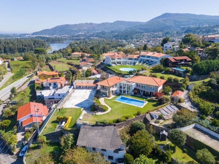 Image No.6-7 Bed House for sale