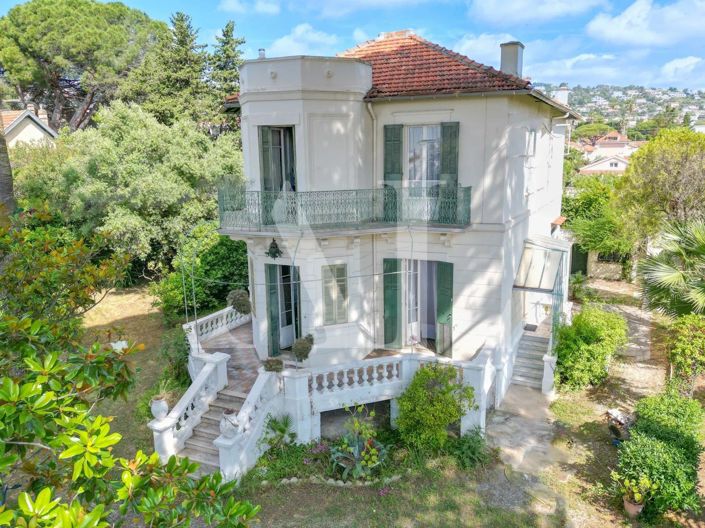 Image No.2-Maison de 3 chambres à vendre à Golfe Juan