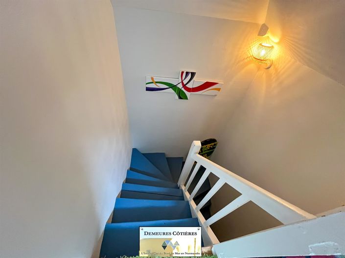 Image No.17-4 Bed House for sale