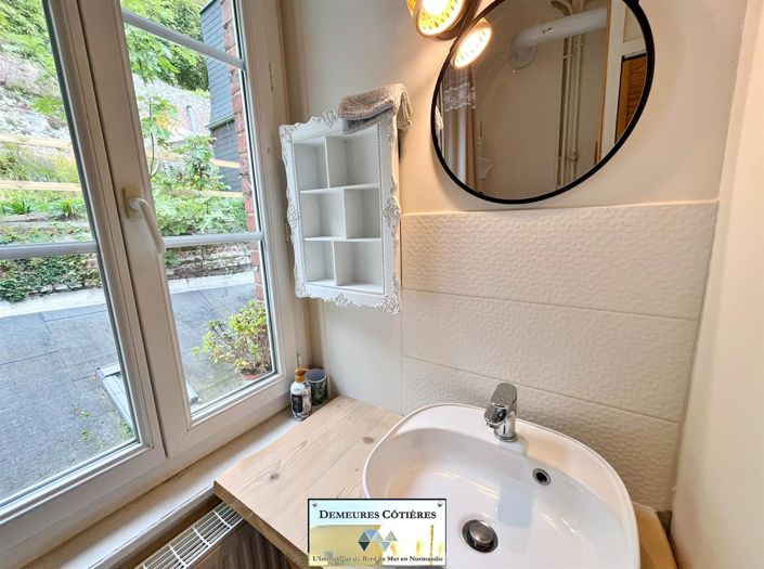 Image No.28-4 Bed House for sale