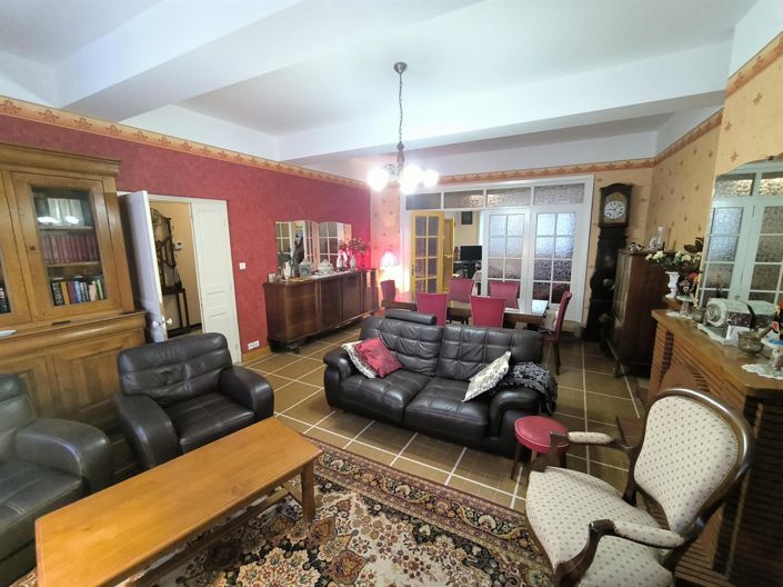 Image No.4-5 Bed House for sale