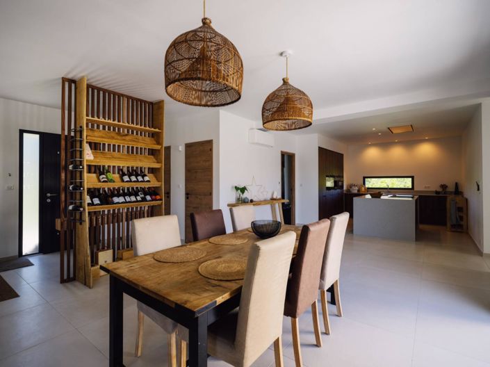 Image No.3-4 Bed House for sale