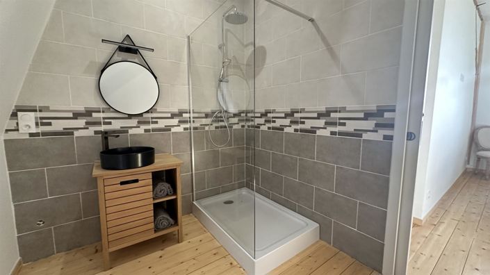 Image No.14-7 Bed House for sale