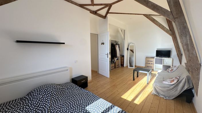 Image No.15-7 Bed House for sale