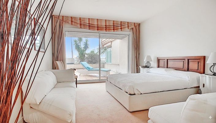 Image No.5-Appartement de 2 chambres à vendre à Vallauris