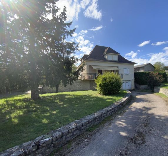 Image No.1-4 Bed House for sale