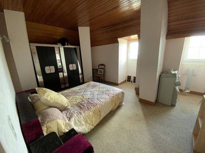 Image No.12-4 Bed House for sale