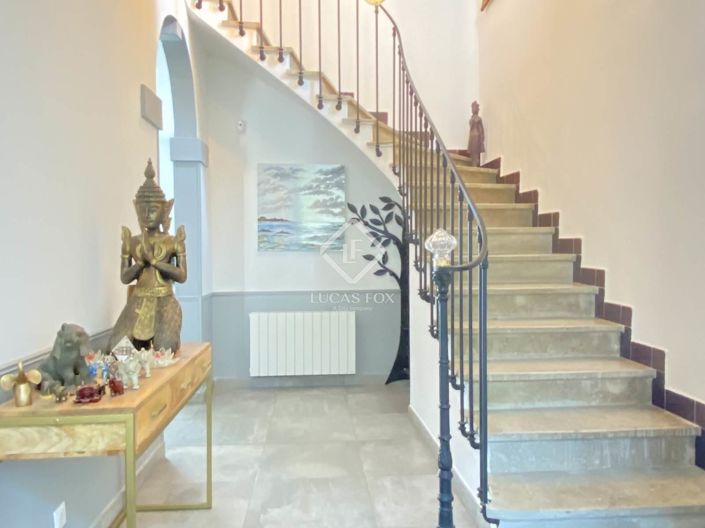 Image No.8-3 Bed House for sale