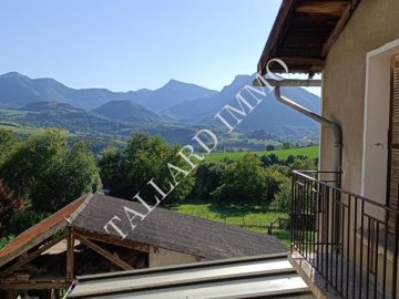 1 - Bréziers, House