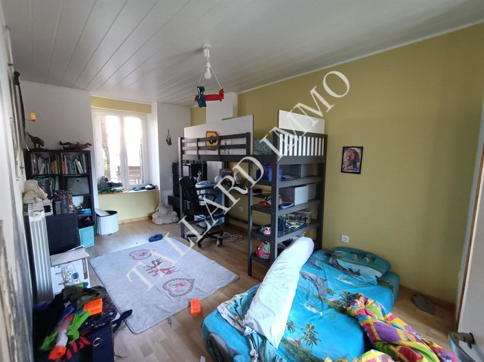 Image No.19-5 Bed House for sale