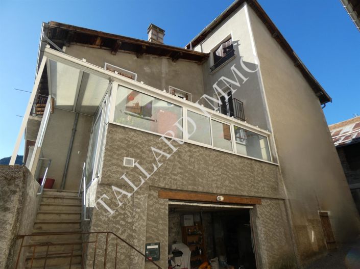 Image No.5-5 Bed House for sale