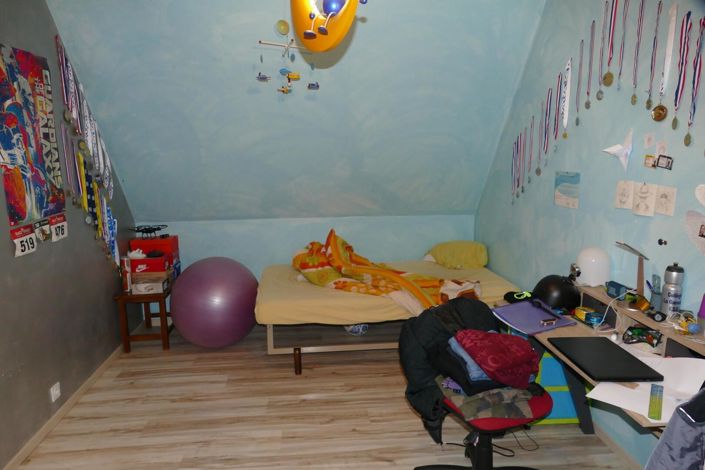 Image No.12-5 Bed House for sale