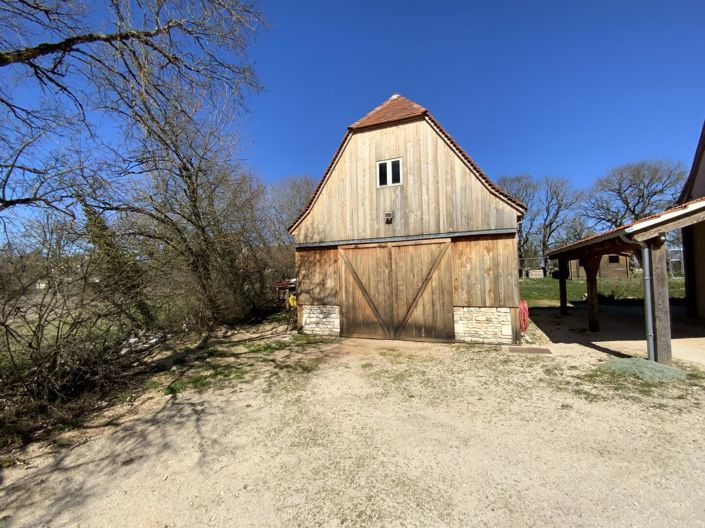 Image No.18-5 Bed House for sale