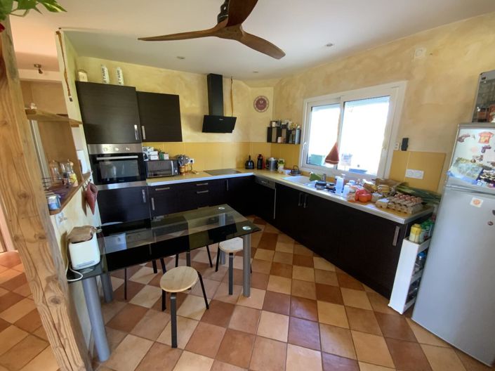 Image No.6-5 Bed House for sale