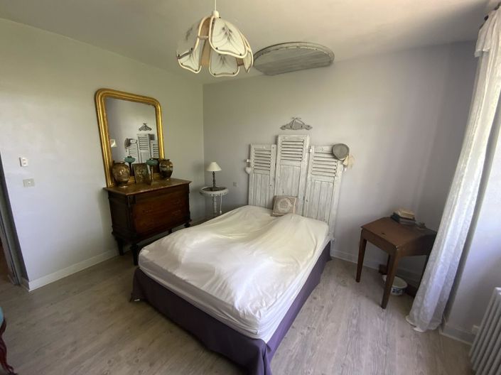 Image No.17-4 Bed House for sale