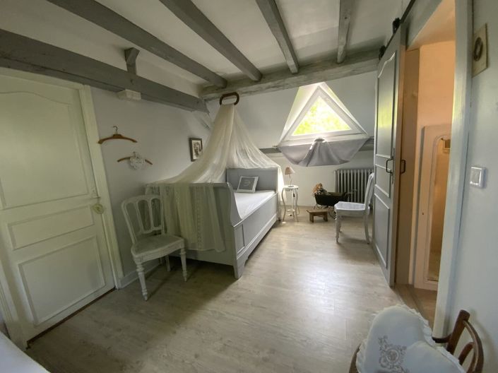 Image No.20-4 Bed House for sale