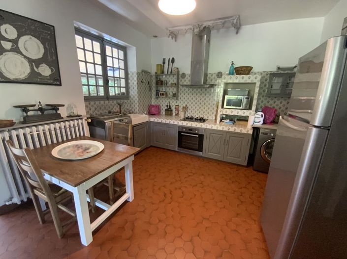 Image No.6-4 Bed House for sale