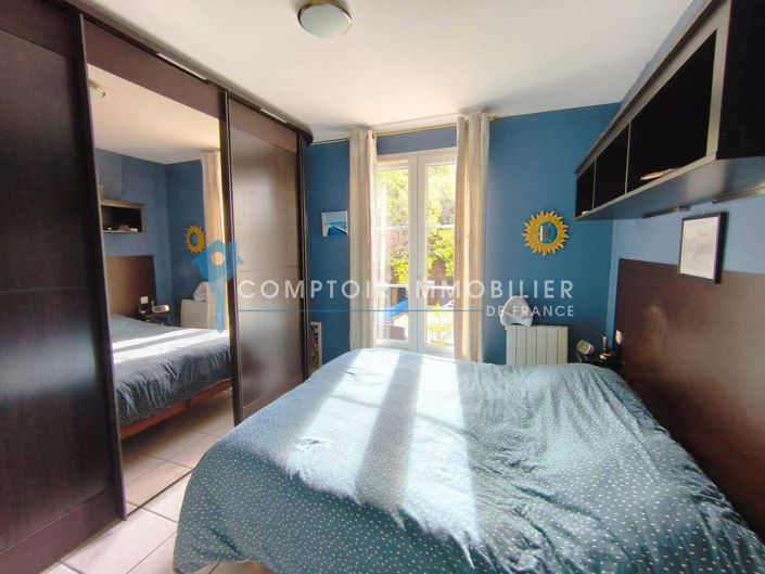 Image No.8-3 Bed House for sale