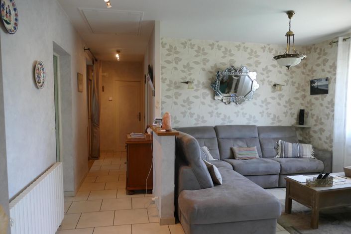 Image No.15-4 Bed House for sale