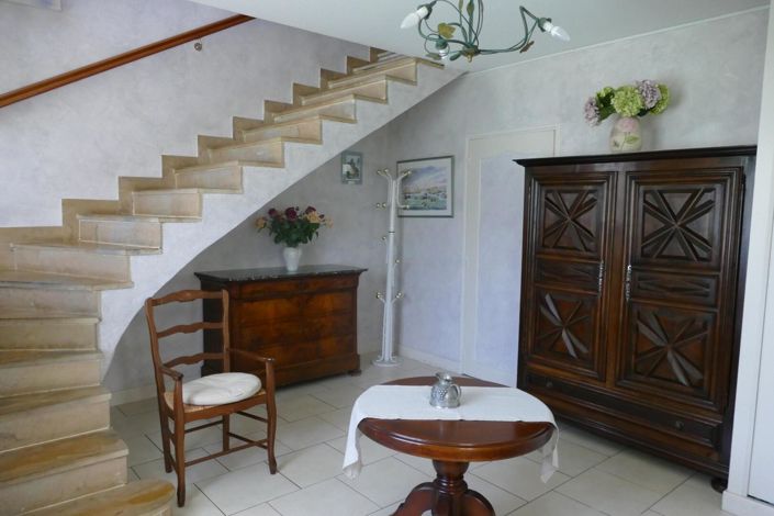 Image No.9-4 Bed House for sale