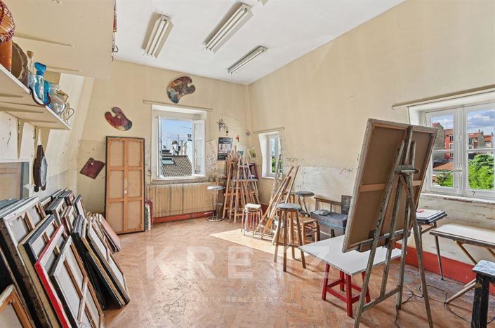 Image No.18-6 Bed House for sale