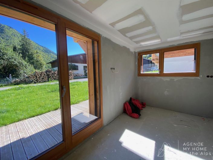 Image No.19-3 Bed House for sale