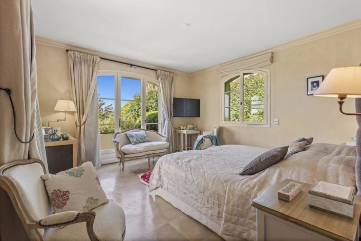 Image No.11-House for sale