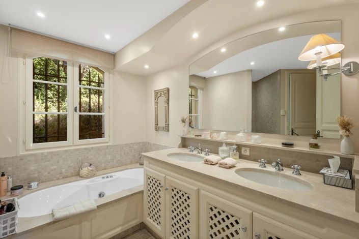 Image No.12-House for sale