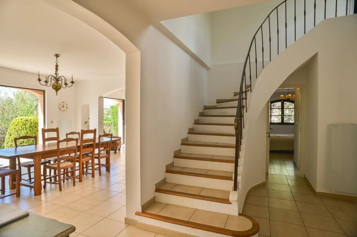 Image No.14-3 Bed House for sale