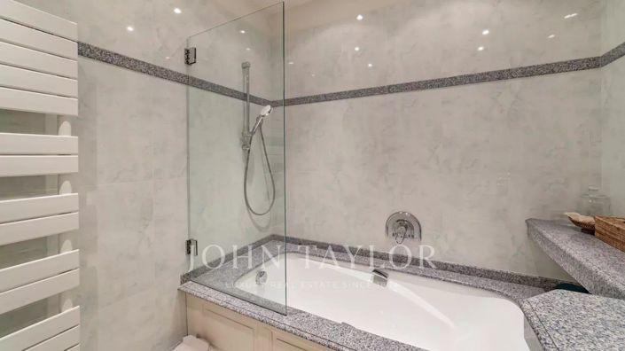 Image No.19-2 Bed Apartment for sale