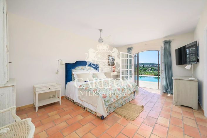 Image No.14-5 Bed House for sale