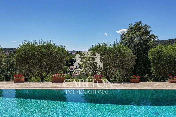 Image No.18-5 Bed House for sale