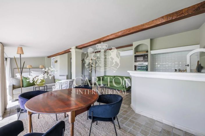 Image No.19-5 Bed House for sale