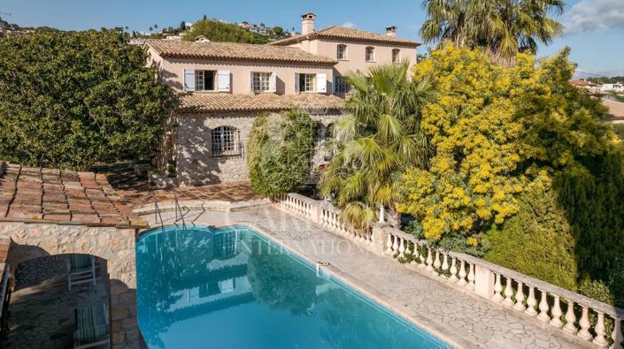 Image No.2-Maison de 4 chambres à vendre à Golfe Juan