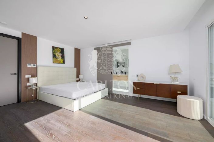 Image No.11-4 Bed House for sale