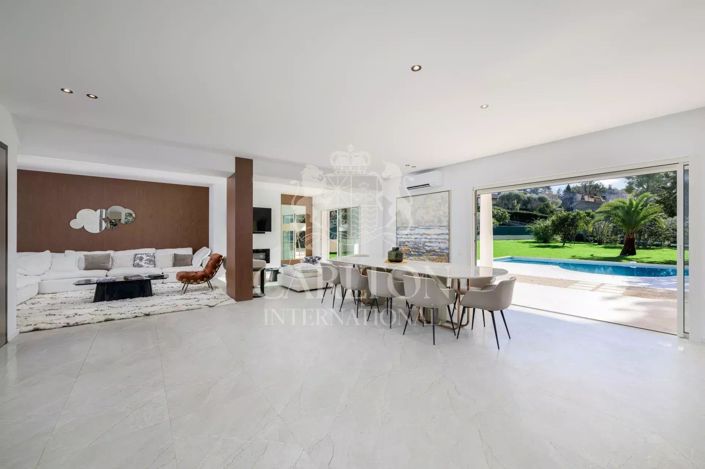 Image No.6-4 Bed House for sale