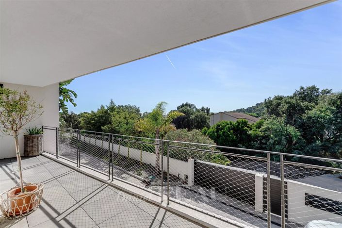 Image No.14-4 Bed Apartment for sale