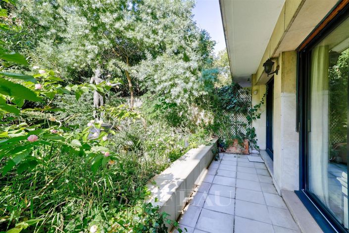 Image No.8-3 Bed Apartment for sale