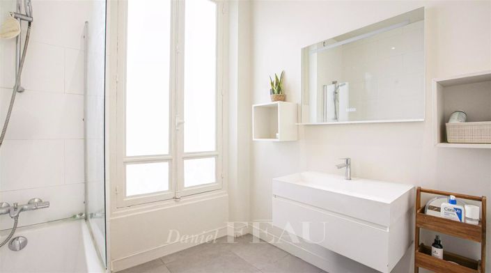 Image No.15-Appartement de 5 chambres à vendre à Paris