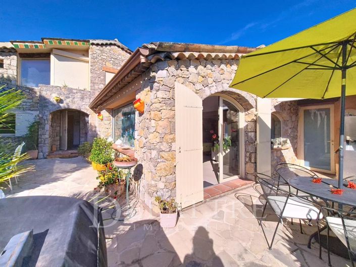 Image No.1-5 Bed House for sale