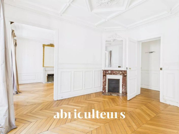 Image No.1-3 Bed Apartment for sale