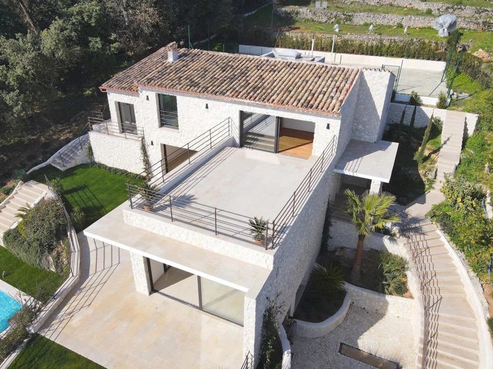 Image No.6-5 Bed House for sale