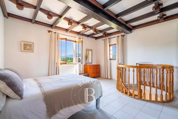 Image No.2-Maison de 5 chambres à vendre à Saint-Florent