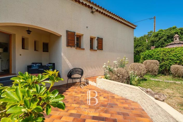 Image No.8-Maison de 5 chambres à vendre à Saint-Florent