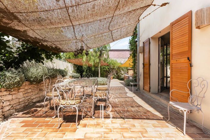 Image No.14-6 Bed House for sale