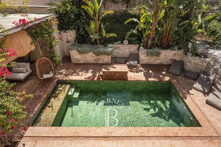 Image No.2-6 Bed House for sale